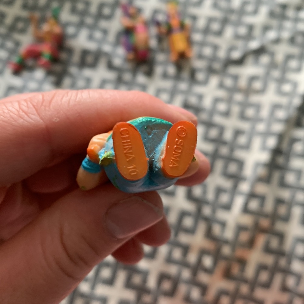 Vintage Soma Figures - Picture 2 of 2